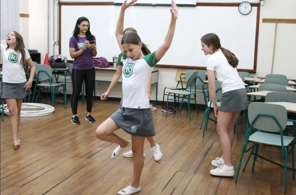 <span class='span-italic'>Dança</span>