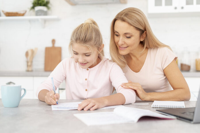 o papel da familia na educacao escolar